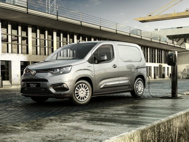 Toyota Proace City Electric 50kWh L1 S Comfort km 0 a MIRANO