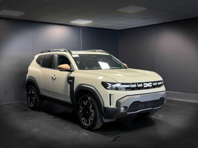 Dacia Duster Tce 130 CV MHEV 4x4 Extreme - foto 3 di 4