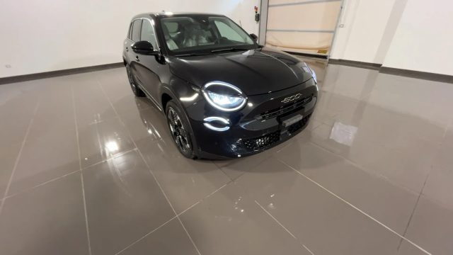 Fiat 600 Hybrid DCT MHEV La Prima #Vari.Colori - foto 3 di 4