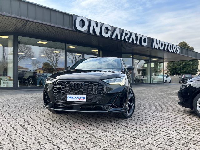 Audi Q3 40 TDI quattro S tronic Identity Black #Cerchi.20" km 0 a MIRANO