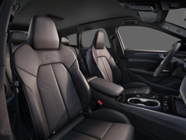 Audi A6 Avant TDI 150 kW S tronic quattro, del 2025, 10 km, in vendita a Mirano (VE)