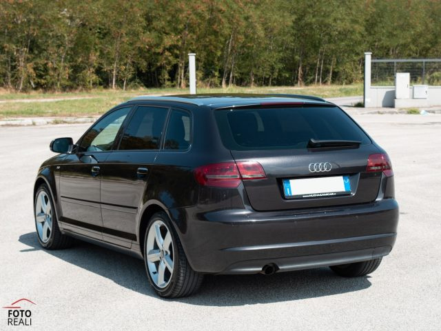 Audi A3 SPB 1.6 TDI 105 CV S-LINE S-TRONIC - foto 4 di 4