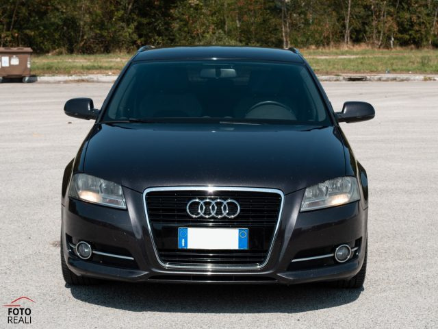 Audi A3 SPB 1.6 TDI 105 CV S-LINE S-TRONIC - foto 2 di 4