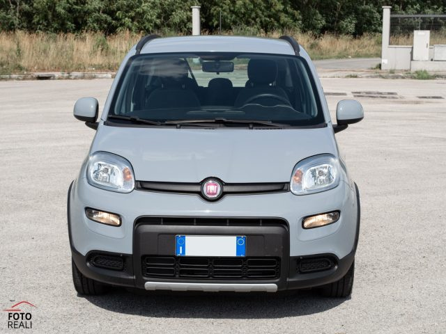 Fiat Panda 1.0 FIREFLY S&S HYBRID CITY LIFE 70 CV - foto 2 di 4