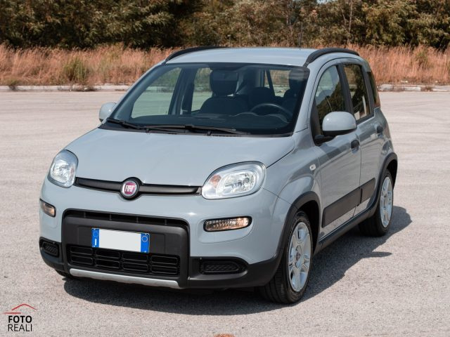 Fiat Panda 1.0 FIREFLY S&S HYBRID CITY LIFE 70 CV - foto 3 di 4