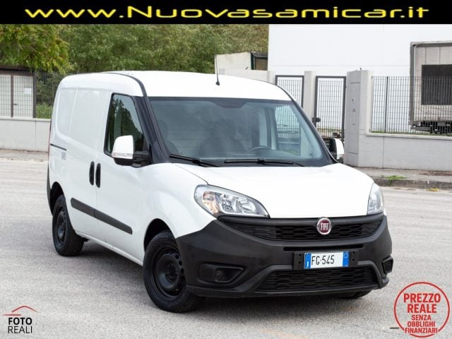 Fiat Doblo 1.3 MULTIJET 95 CV SX COIBENTATO, del 2016, 68.000 km, in vendita a San Severino Marche (MC)