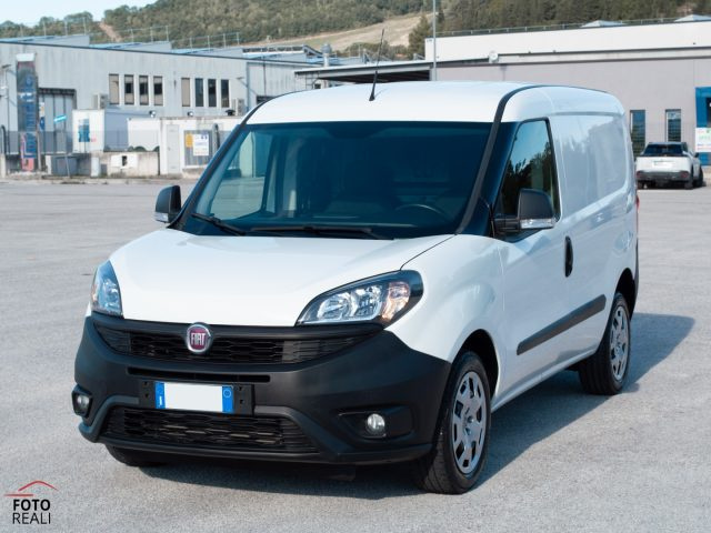 Fiat Doblo 1.4 T-JET 120CV NATURAL POWER LOUNGE - foto 3 di 4