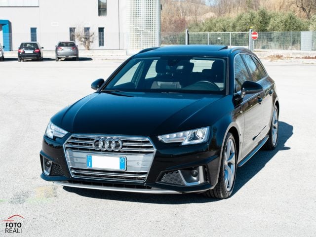 Audi A4 AVANT 2.0 TDI 150 CV 2X S-LINE TETTO 18'' MY19 - foto 3 di 4