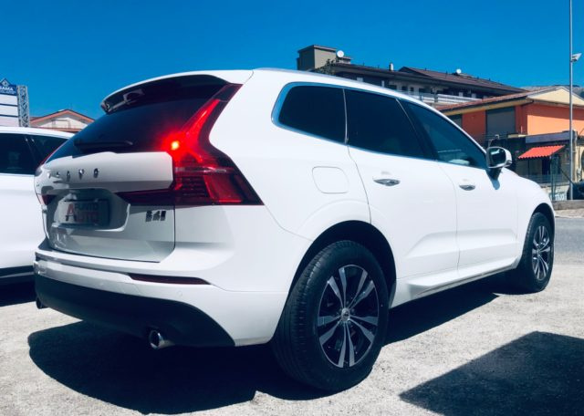 Volvo XC60 B4 (d) AWD Geartronic Momentum Pro 60MILA KM TELEC - foto 3 di 4