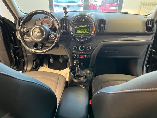 MINI Countryman 2.0 Cooper D Business Countryman - foto 2 di 4