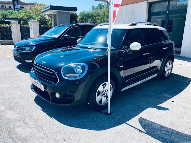 MINI Countryman 2.0 Cooper D Business Countryman, del 2017, 145.000 km, in vendita a Isernia (IS)