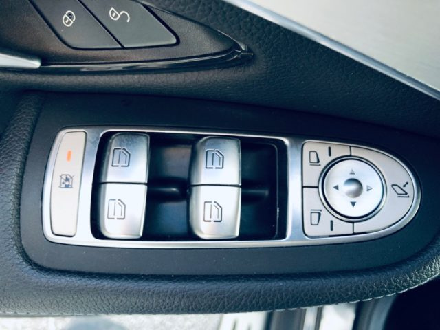 Mercedes-Benz GLC 220 d 4Matic SPORT TETTO-PEDANE- TELECAM usato a ISERNIA