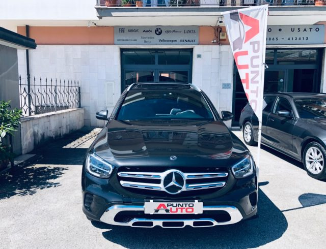 Mercedes-Benz GLC 220 d 4Matic SPORT TETTO-PEDANE- TELECAM, del 2020, 59.990 km, in vendita a Isernia (IS)