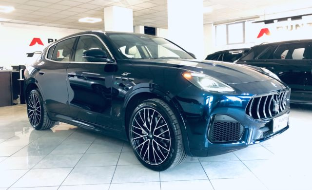 Maserati Grecale MHEV 300 CV AWD GT - foto 2 di 39