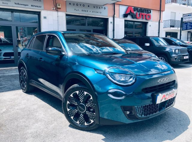 Fiat 600 Hybrid 110 CV DCT MHEV La Prima II - foto 2 di 4
