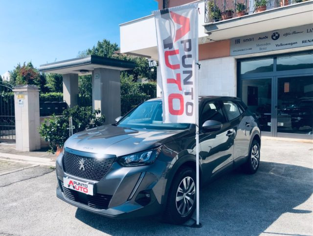 Peugeot 2008 PureTech 100 S&S Active usato a ISERNIA