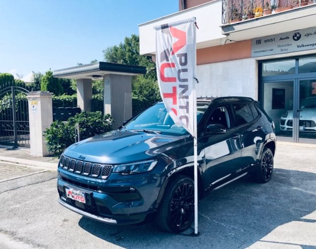 Jeep Compass 1.3 Turbo T4 240 CV PHEV AT6 4xe S usato a ISERNIA