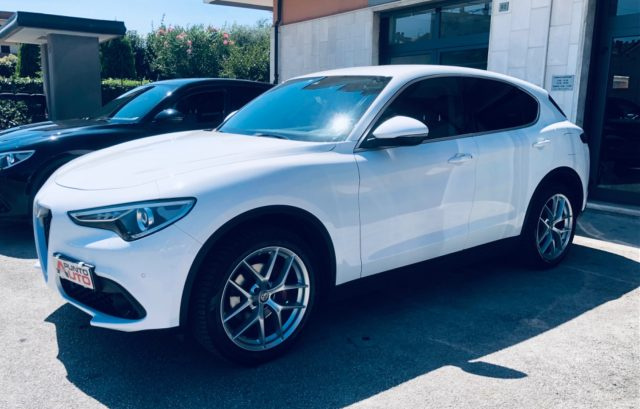 Alfa Romeo Stelvio 2.2 190 CV AT8 Q4 Execut PALETTE usato a ISERNIA