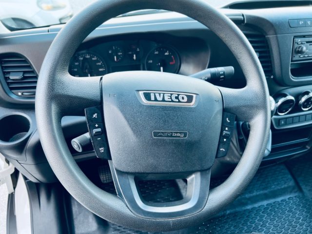 Iveco Daily 35C16H 3.0 CabiNATO 6 POSTI - CASSONE RIBALTABILE, del 2021, 70.000 km, in vendita a Isernia (IS)