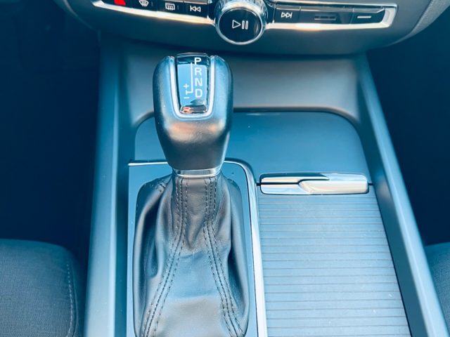 Volvo V60 D3 Geartronic COCKPIT- CARPLAY- usato a ISERNIA