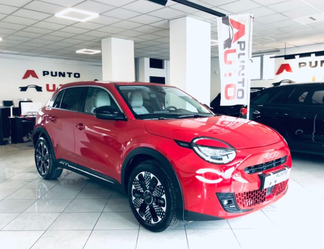 Fiat 600 Hybrid 100 CV DCT MHEV La Prima - foto 3 di 38