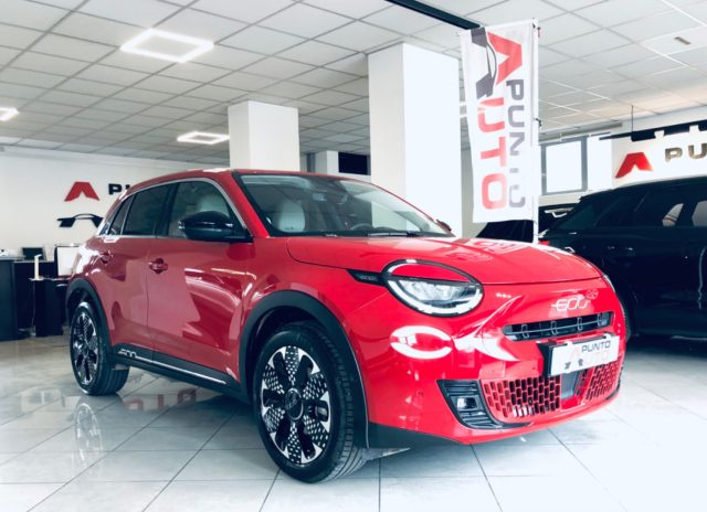 Fiat 600 Hybrid 100 CV DCT MHEV La Prima - foto 4 di 38