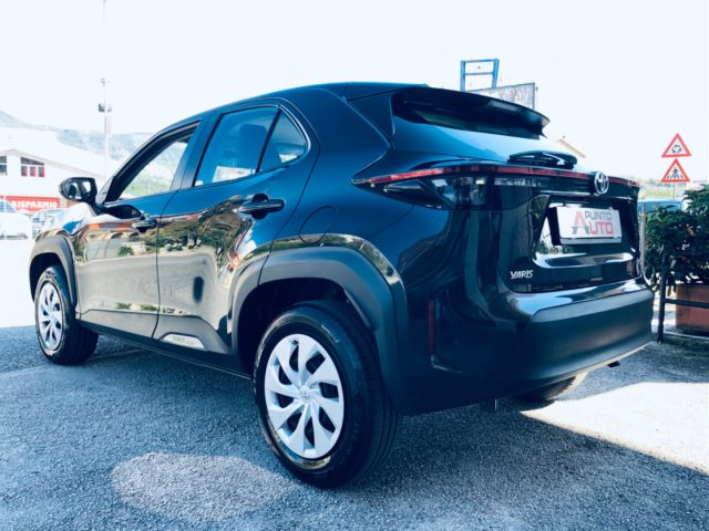 Toyota Yaris Cross 1.5 Hybrid 5p. E-CVT Business - foto 3 di 4