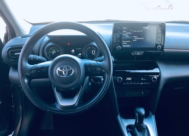 Toyota Yaris Cross 1.5 Hybrid 5p. E-CVT Business, del 2023, 69.000 km, in vendita a Isernia (IS)