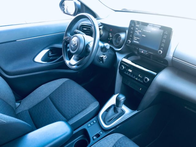 Toyota Yaris Cross 1.5 Hybrid 5p. E-CVT Business, del 2023, 69.000 km, in vendita a Isernia (IS)