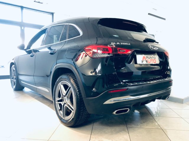 Mercedes-Benz GLA 200 d Automatic amg Premium -telecamera - foto 4 di 4