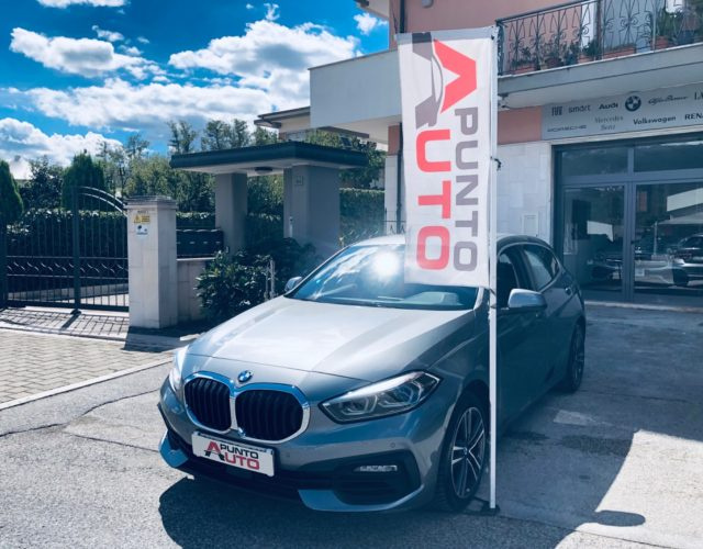BMW 116 i 5p. sport STEPTRONIC TELECAMERA- FULL - foto 2 di 4