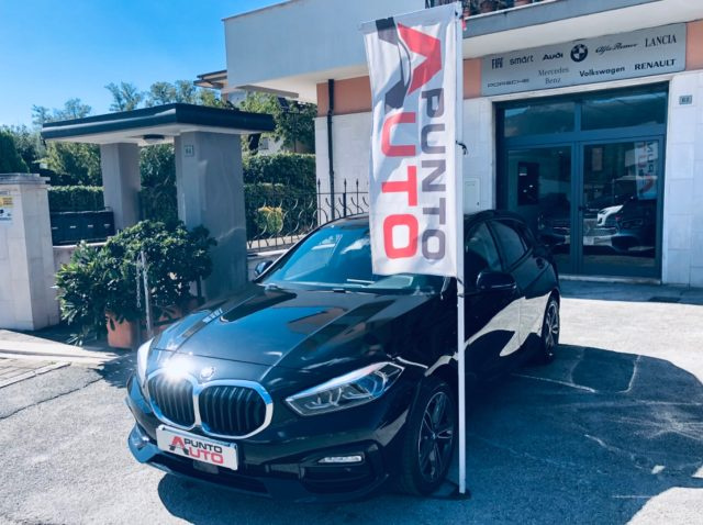 BMW 118 i 5p. sport - foto 3 di 4