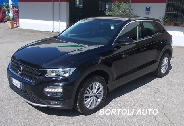 Volkswagen T-Roc 1.5 TSI 29.000 KM ACT DSG BUSINESS AUTOMATICA BMT usato a MIRANDOLA