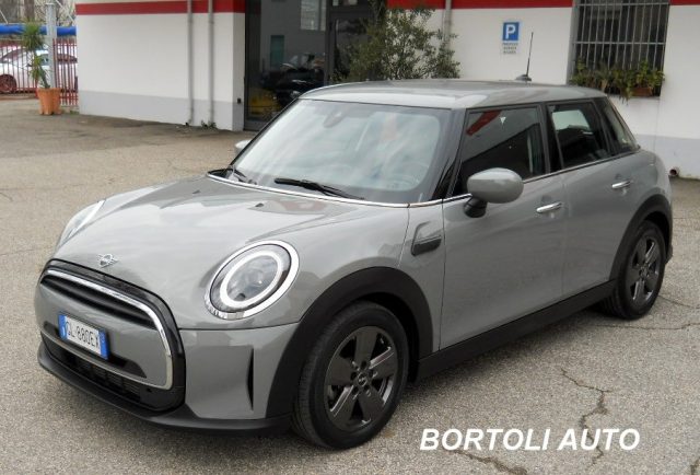 MINI Cooper ONE 1.5 75cv 30.000 KM CLASSIC 5 PORTE FULL OPT usato a MIRANDOLA