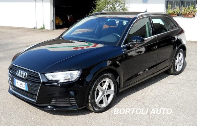 Audi A3 SPORTBACK 1.6 TDI BUSINESS CON NAVIGATORE usato a MIRANDOLA