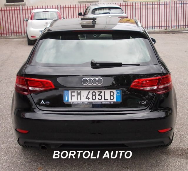 Audi A3 SPORTBACK 1.6 TDI BUSINESS CON NAVIGATORE - foto 4 di 4