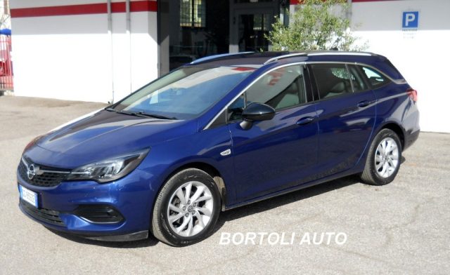 Opel Astra 1.5 CDTi 44.000 KM SPORTS TOURER BUSINESS ELEGANCE usato a MIRANDOLA