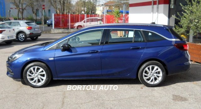 Opel Astra 1.5 CDTi 44.000 KM SPORTS TOURER BUSINESS ELEGANCE - foto 3 di 4
