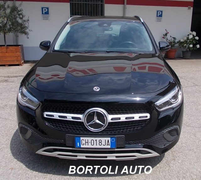 Mercedes-Benz GLA 200 d 57.000 KM AUTOMATICA BUSINESS EXTRA - foto 2 di 29
