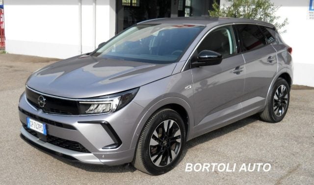 Opel Grandland 1.5 D 45.000 KM AT8 BUSINESS ELEGANCE AUTOMATICA, del 2023, 45.600 km, in vendita a Mirandola (MO)