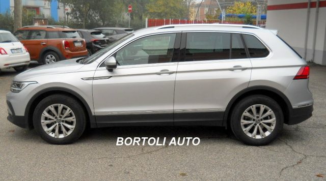 Volkswagen Tiguan 2.0 TDI 53.000 KM SCR DSG LIFE AUTOMATICA - foto 3 di 28