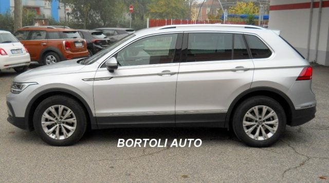 Volkswagen Tiguan 2.0 TDI 53.000 KM SCR DSG LIFE AUTOMATICA - foto 3 di 4