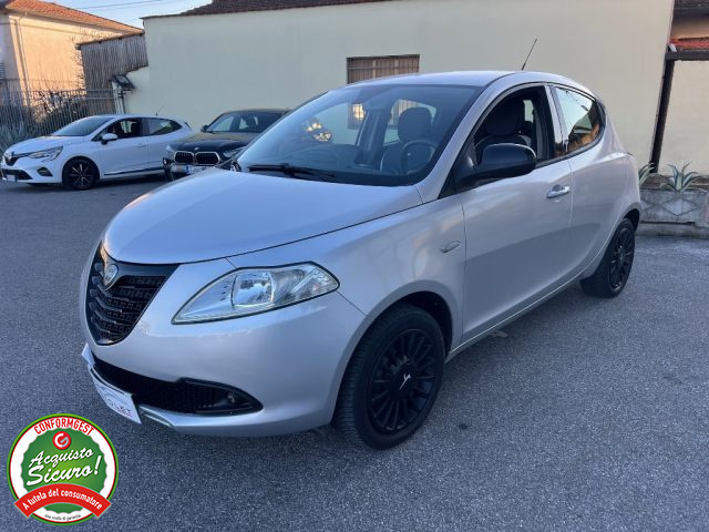 Lancia Ypsilon 1.3 MJT 16V 95 CV 5 porte S&S Gold - foto 3 di 4