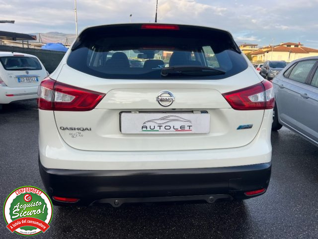 Nissan Qashqai 1.6 dCi 2WD Acenta - automatico -, del 2014, 156.000 km, in vendita a Agliana (PT)