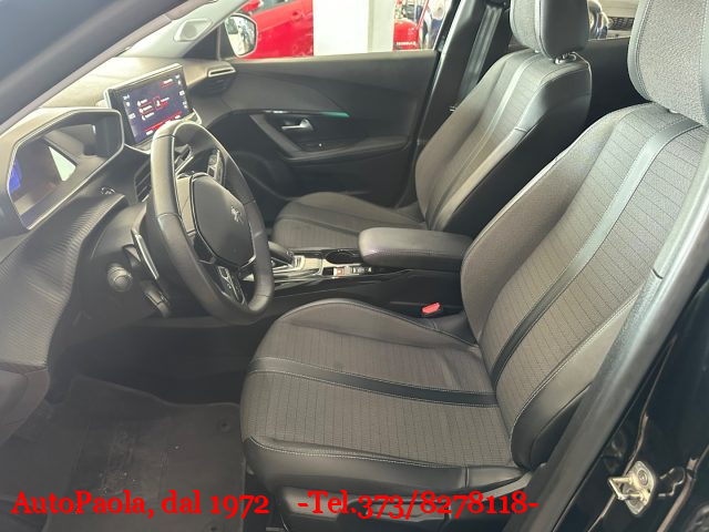Peugeot 2008 PureTech 130 S&S GT Pack - foto 2 di 4