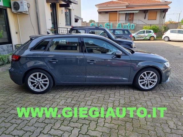 Audi A3 SPB 35 TDI S tronic Sport - foto 3 di 4