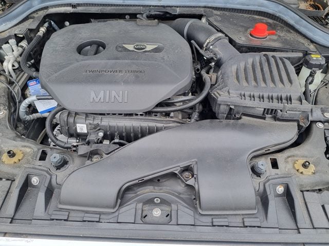 MINI Cooper 1.5 Cooper, del 2017, 27.800 km, in vendita a Solbiate Olona (VA)