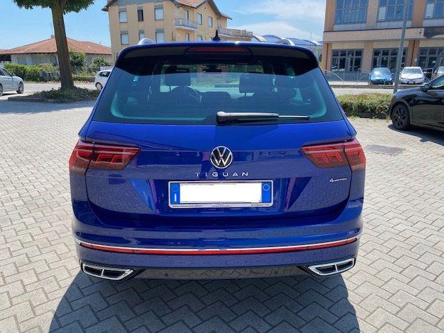 Volkswagen Tiguan 2.0 TDI 200 CV DSG Tetto 4MOTION R-Line - foto 4 di 4