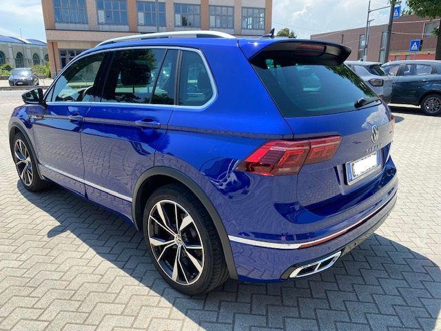 Volkswagen Tiguan 2.0 TDI 200 CV DSG Tetto 4MOTION R-Line - foto 3 di 4