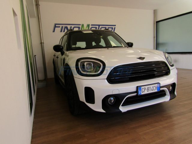 MINI Countryman 2.0 Cooper D Auto - foto 3 di 4